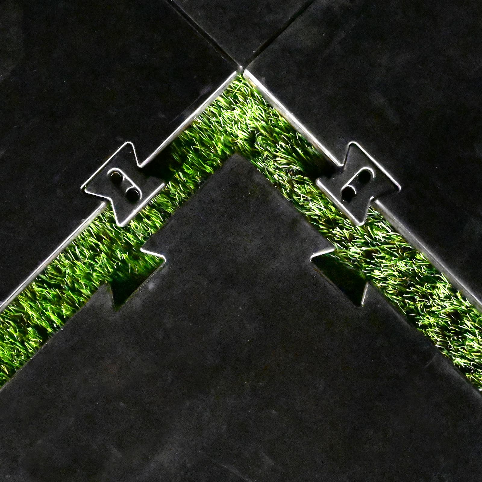 golf mat simulator base closeup view